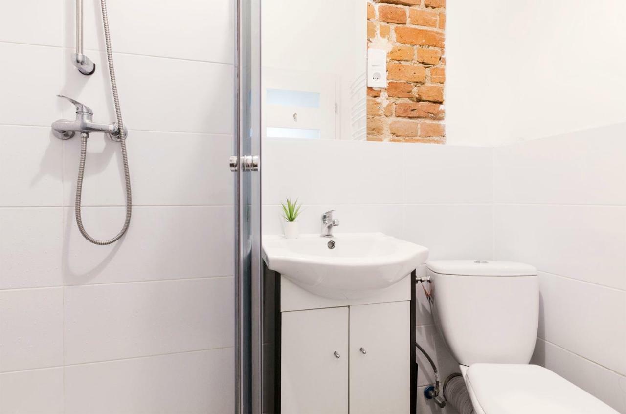 Apartstate Rooms On Wschodnia, 36 Łódź Exteriör bild